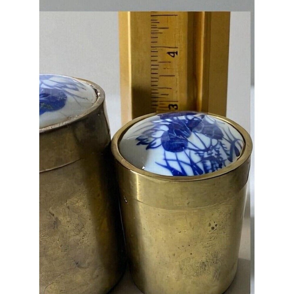 Vintage Set Round Brass Snuff Tobacco Containers Blue & White Porcelian Lid - Picture 4 of 11